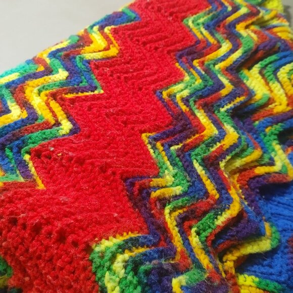 Chevron Throw Blanket Handcrafted Crocheted Multicolor Zigzag Rainbow Bright - Picture 9 of 12